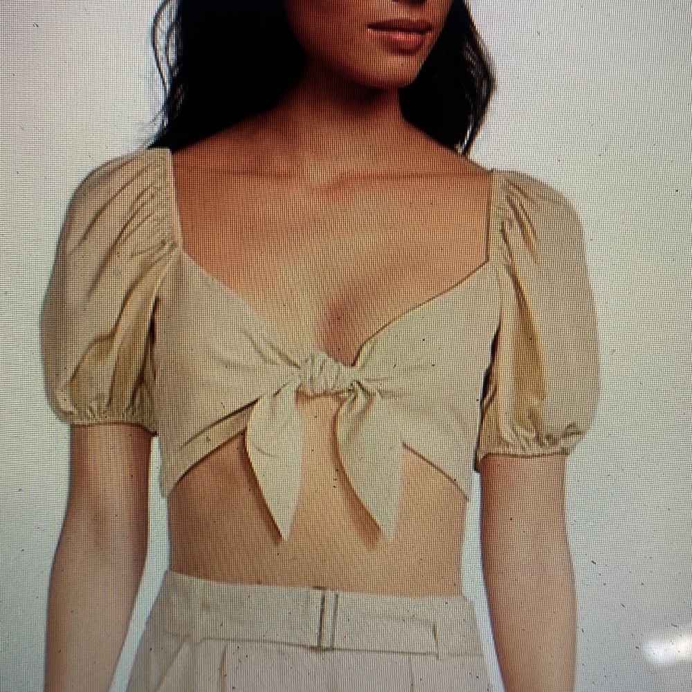 Brand new with tags Gianni Bini  two piece set. - Picture 5 of 5